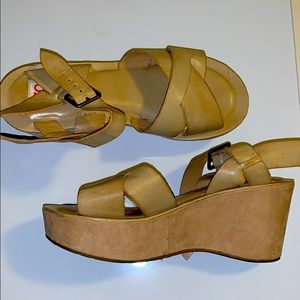 Sueded platform sandals
